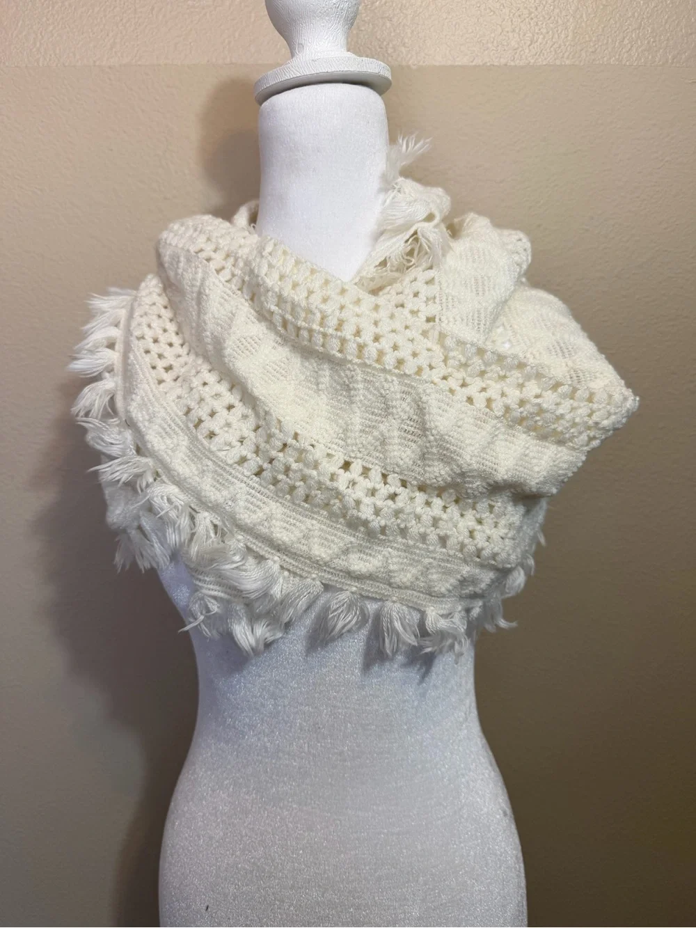 Dillard’s Cream Off-White Crochet Knit Infinity Scarf with Fringe Boho